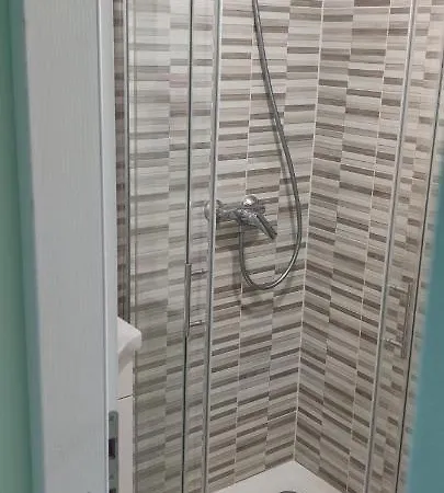 Gasthof Cinema House Single & Double & Pula