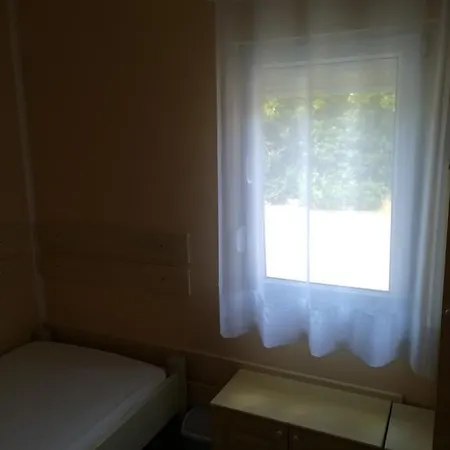 Affittacamere Cinema House Single & Double & Pola