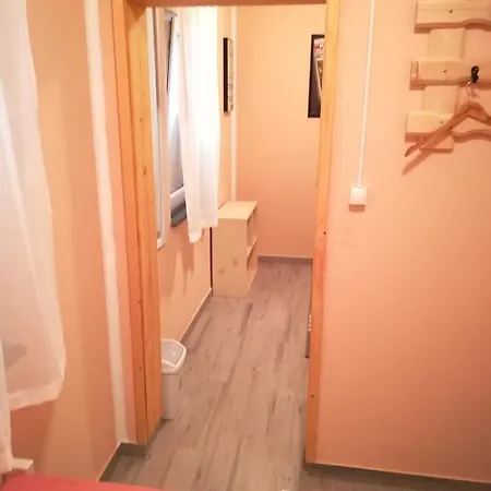 Affittacamere Cinema House Single & Double & Pola