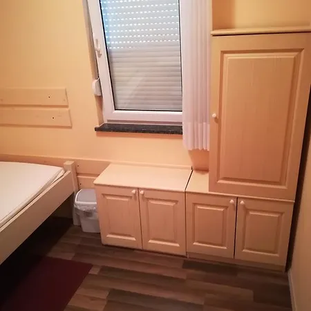 בית הארחה Cinema House Single & Double & פולה