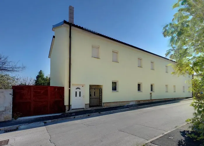 Cinema House Single & Double &