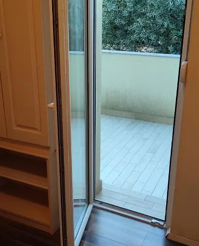 Гостевой дом Cinema House Single & Double &