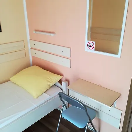 Cinema House Single & Double & 2* 普拉