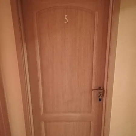 Cinema House Single & Double & 招待所