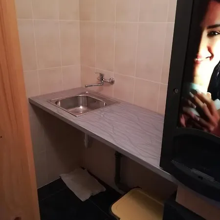 Cinema House Single & Double & 2* 普拉