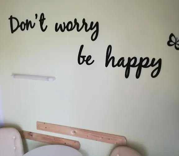 Cinema House Single & Double & Penzion 2*